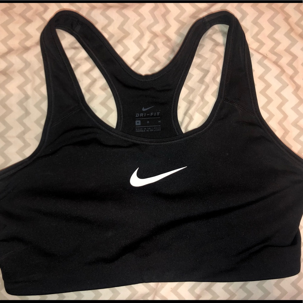 💥 2 for 20 💥Nike Swoosh Sports Bra